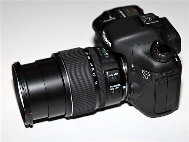 佳能7D数码相机 专业摄影的可靠伙伴